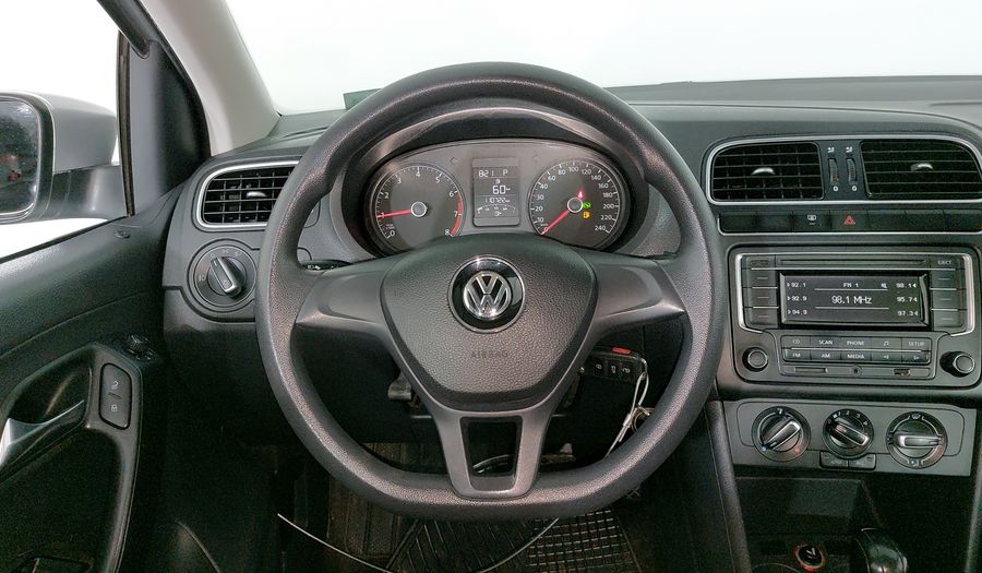 Volkswagen Polo 1.6 TIPTRONIC Hatchback 2015