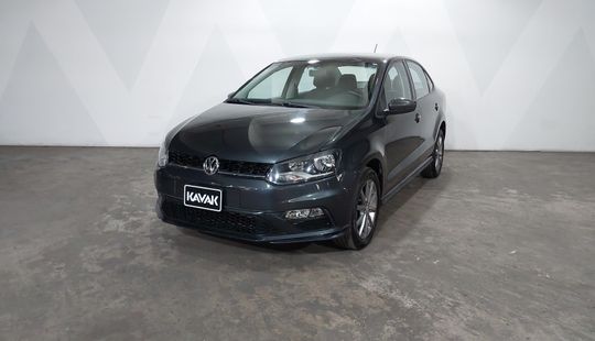 Volkswagen • Vento