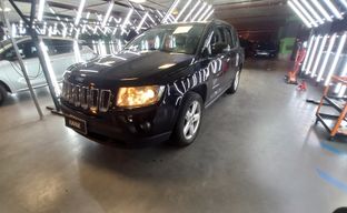 Jeep • Compass