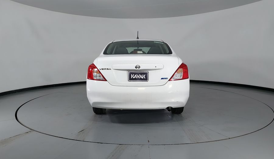 Nissan Versa 1.6 EXCLUSIVE TA AC Sedan 2014