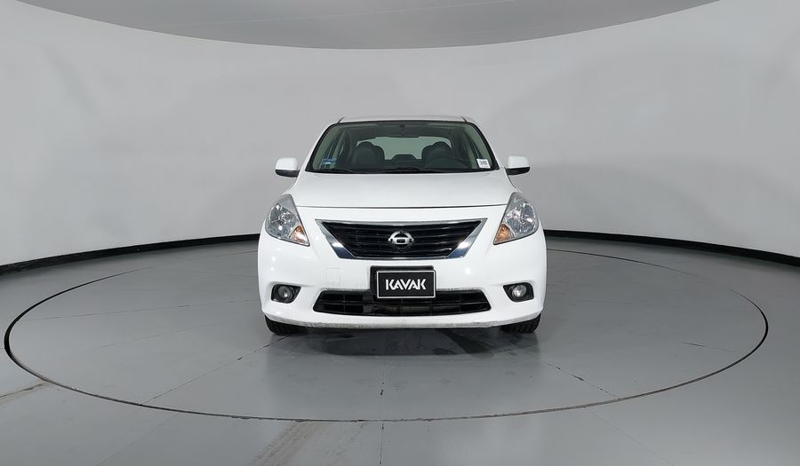 Nissan Versa 1.6 EXCLUSIVE TA AC Sedan 2014