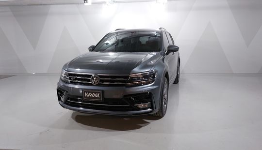 Volkswagen • Tiguan