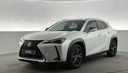 LEXUS • UX200