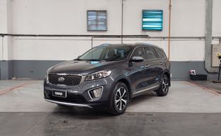 Kia • Sorento