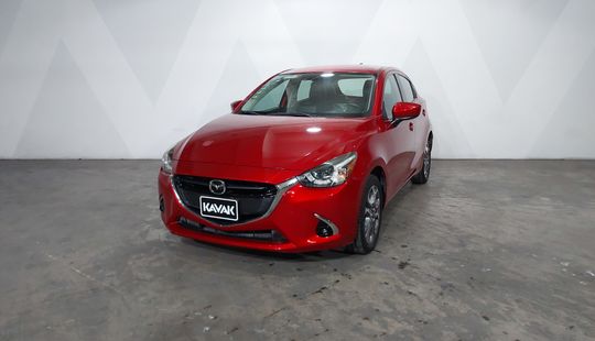 Mazda • Mazda 2