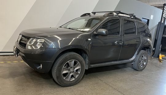 Renault • Duster