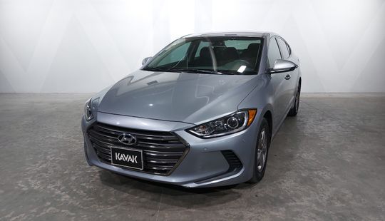 Hyundai • Elantra