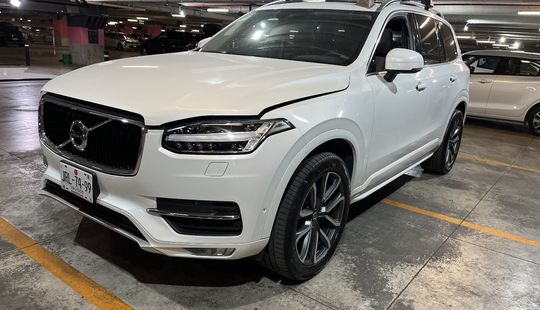 Volvo • XC90