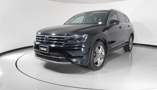 Volkswagen • Tiguan