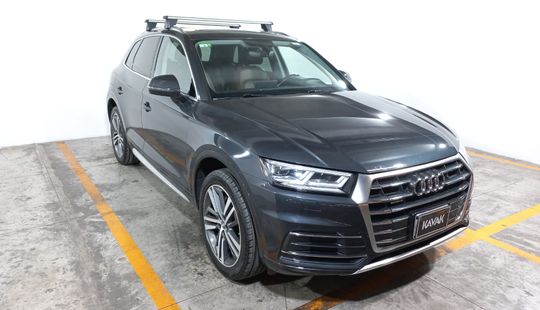 Audi • Q5