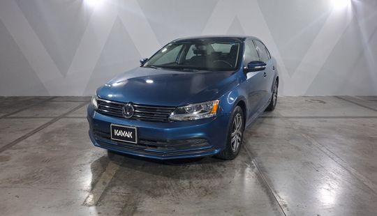 Volkswagen • Jetta