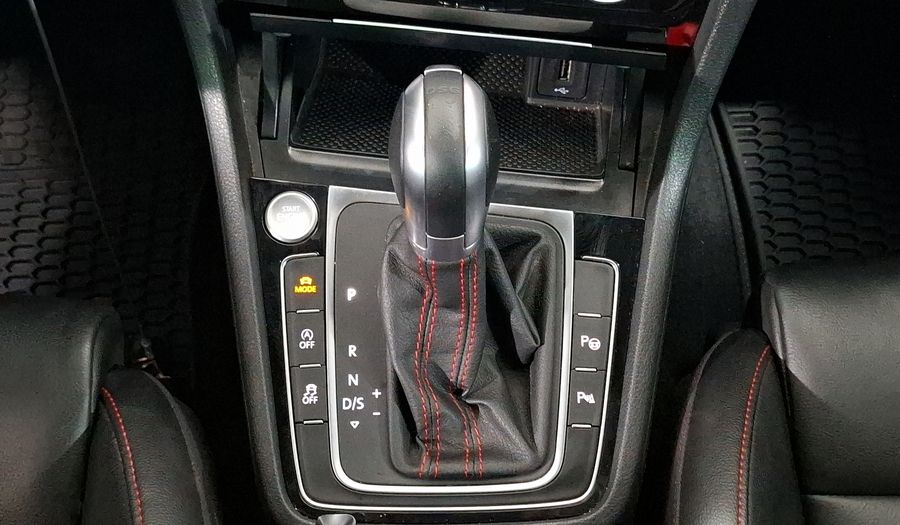 Volkswagen Golf 2.0 GTI DCT Hatchback 2018