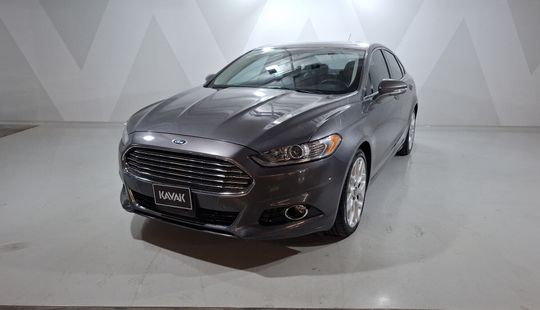 Ford • Fusion