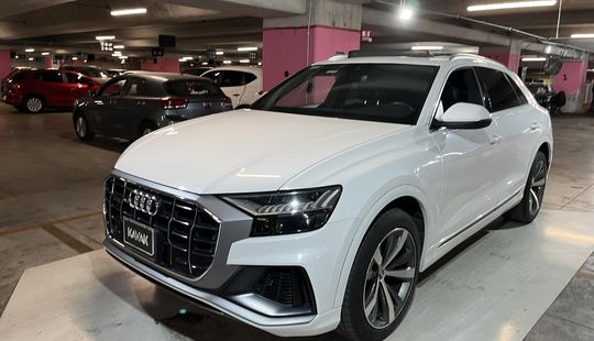 Audi • Q8