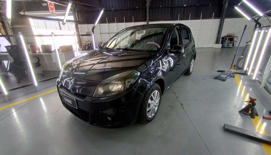 Renault • Sandero