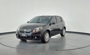 Renault • Sandero