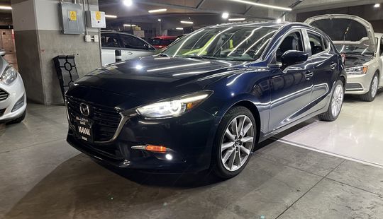 Mazda • Mazda 3