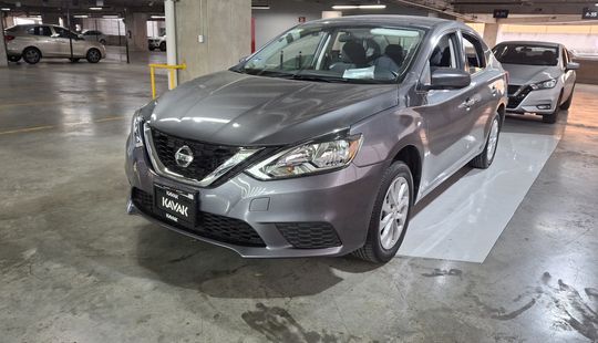 Nissan • Sentra