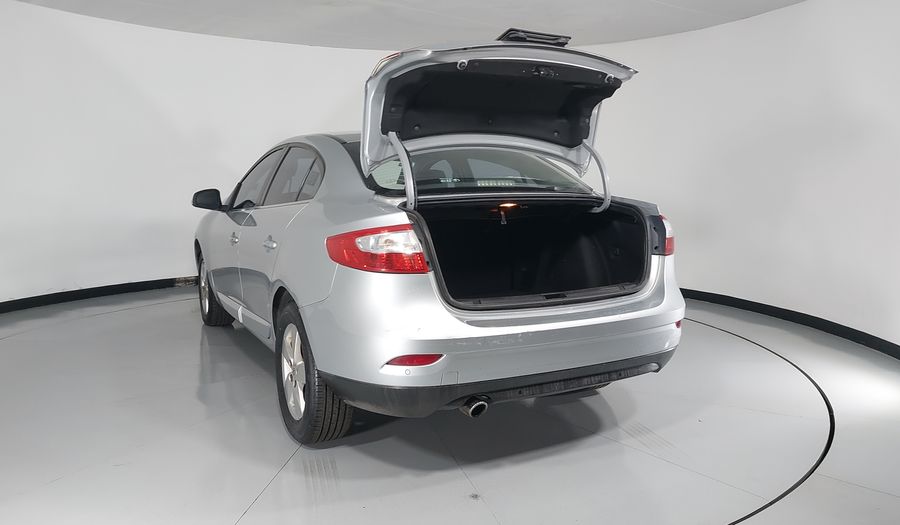 Renault Fluence 2.0 DYNAMIQUE PACK AT Sedan 2011