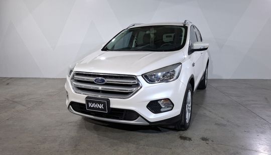 Ford • Escape