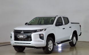 Mitsubishi • L200