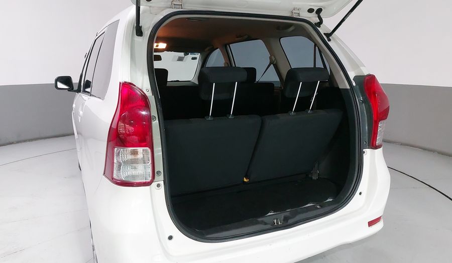 Toyota Avanza 1.5 PREMIUM AT Minivan 2014