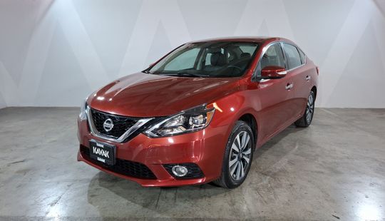 Nissan • Sentra