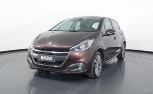 Peugeot • 208