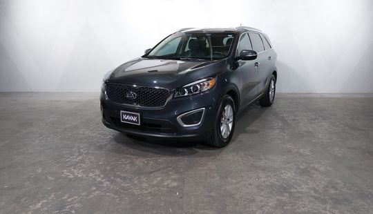 Kia • Sorento