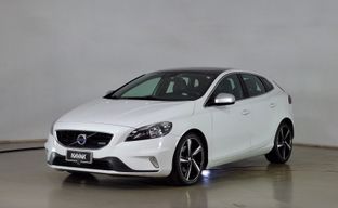 Volvo • V40