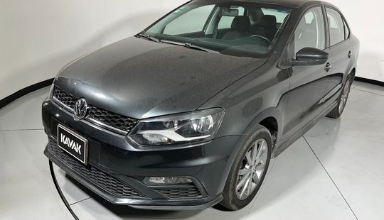 Volkswagen • Vento