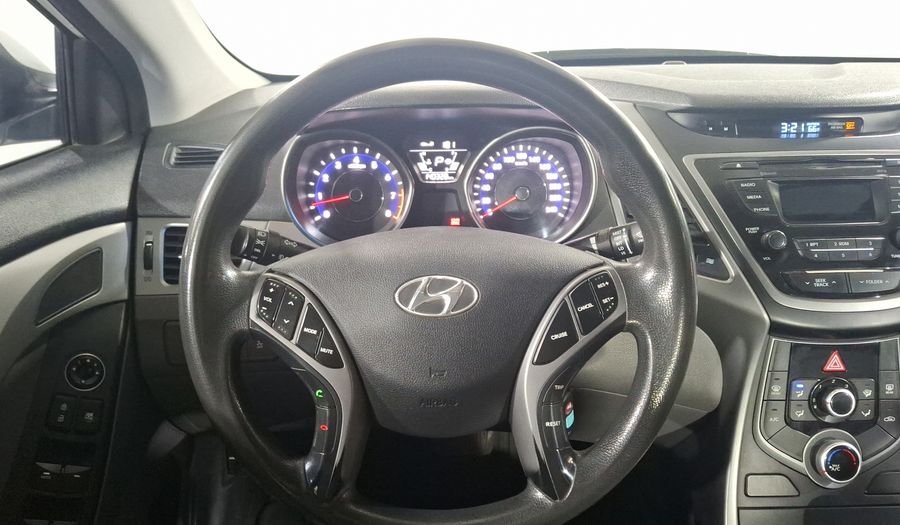 Hyundai Elantra 1.8 GLS PREMIUM AT Sedan 2015