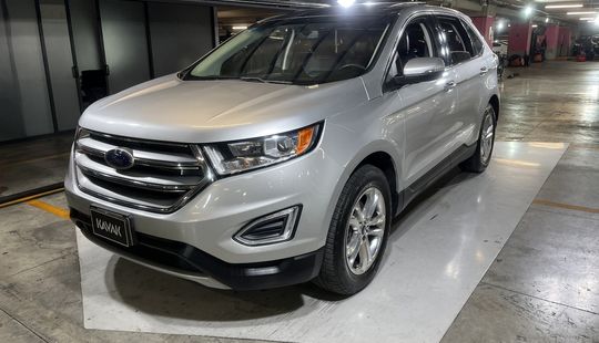 Ford • Edge