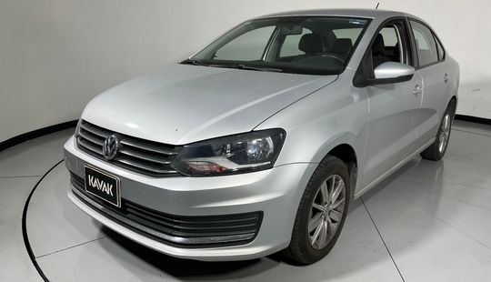 Volkswagen • Vento