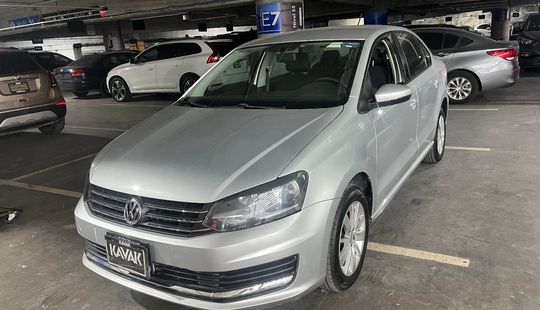 Volkswagen • Vento