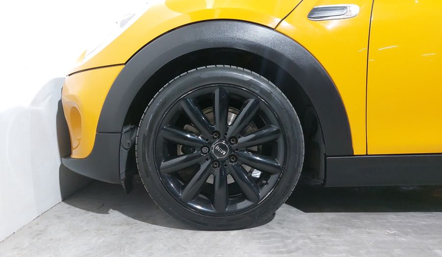 Mini Cooper 1.5 COOPER CHILI AUTO Hatchback 2018