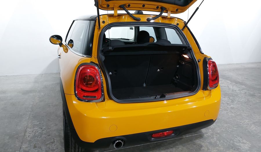 Mini Cooper 1.5 COOPER CHILI AUTO Hatchback 2018