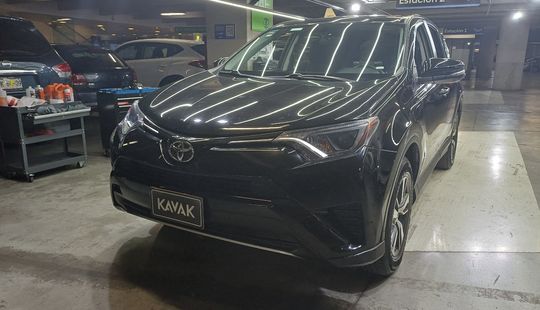 Toyota • RAV4