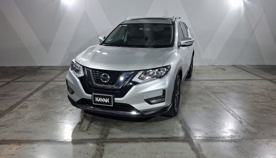 Nissan • X-Trail