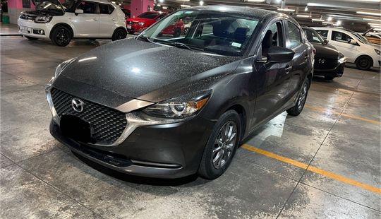 Mazda • Mazda 2