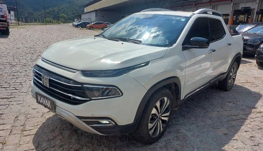 Fiat • Toro