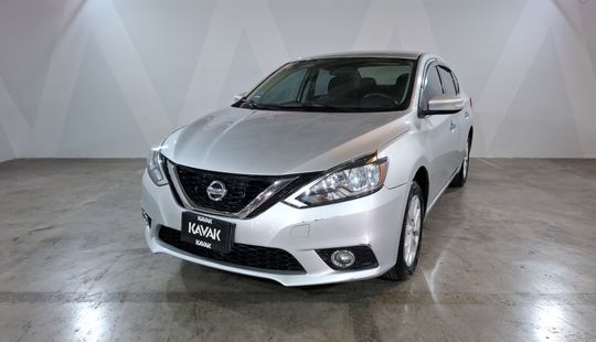 Nissan • Sentra