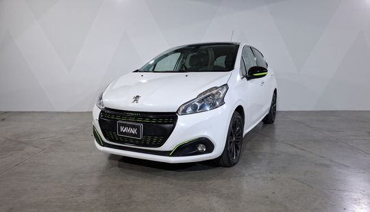 Peugeot • 208