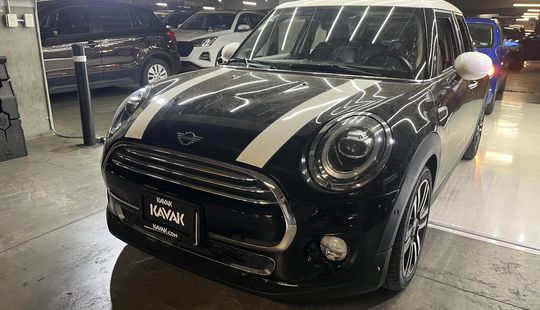 Mini • Cooper