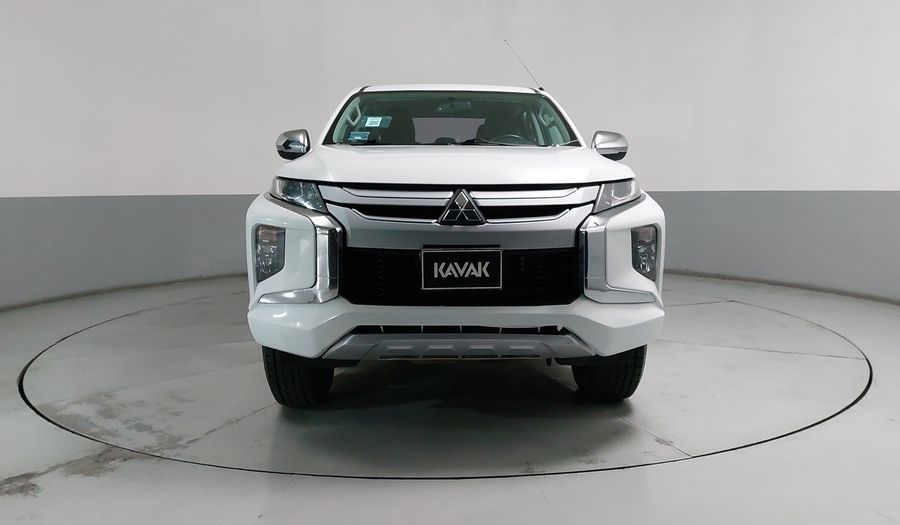 Mitsubishi L200 2.4 GLX GASOLINA Pickup 2021