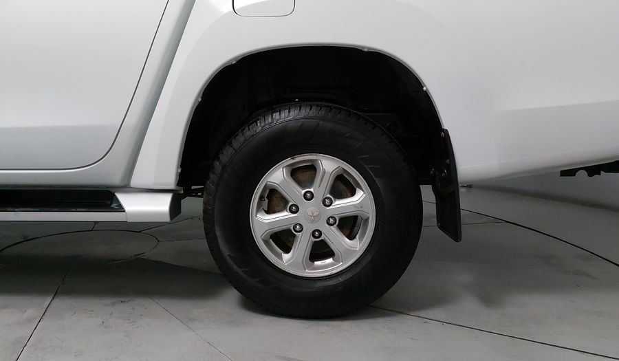 Mitsubishi L200 2.4 GLX GASOLINA Pickup 2021