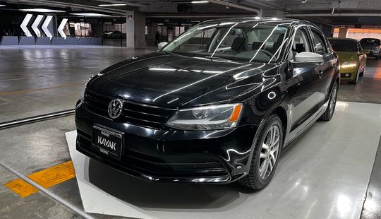 Volkswagen • Jetta