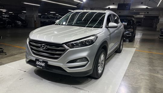 Hyundai • Tucson