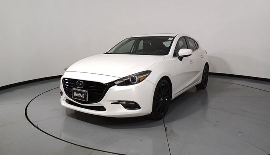 Mazda • Mazda 3