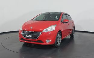 Peugeot • 208